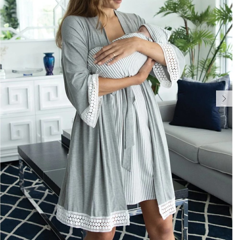 Angel Maternity Women's Size XS/S Birthing and Nursing Robe Heather Gray Crochet